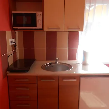 Appartamento Castello Vendeg Es Apartmanhaz *