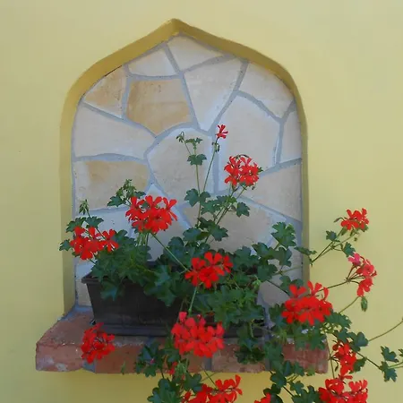 Appartamento Castello Vendeg Es Apartmanhaz Eger