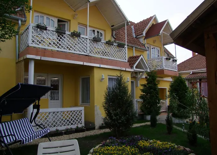 Daire Castello Vendeg Es Apartmanhaz