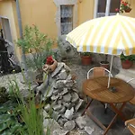 Castello Vendeg Es Apartmanhaz Eger