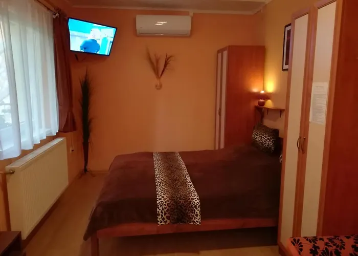 Apartamento Castello Vendeg Es Apartmanhaz *